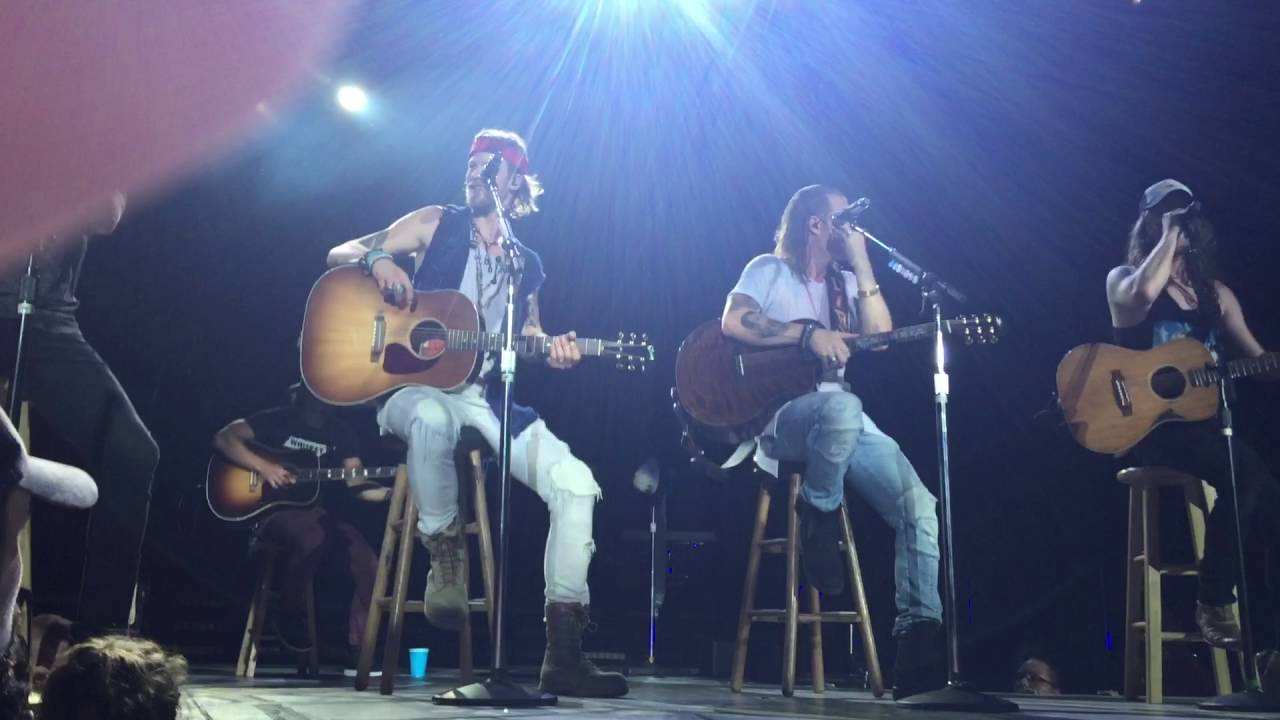 Florida Georgia Line - Acoustic Medley - First Niagara Pavilion - 8/27/2016