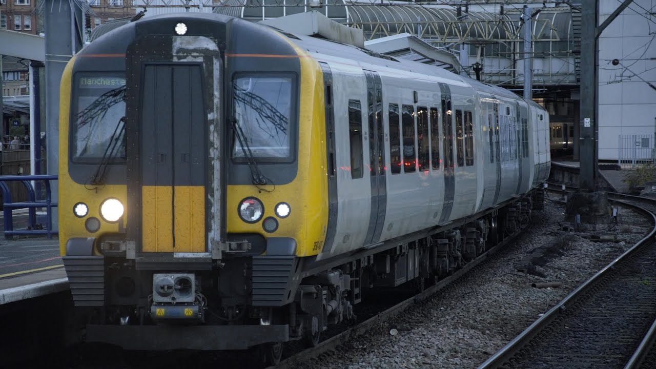 Evening trains at Manchester Piccadilly (MAN/WCML) | Friday 4th October 2019