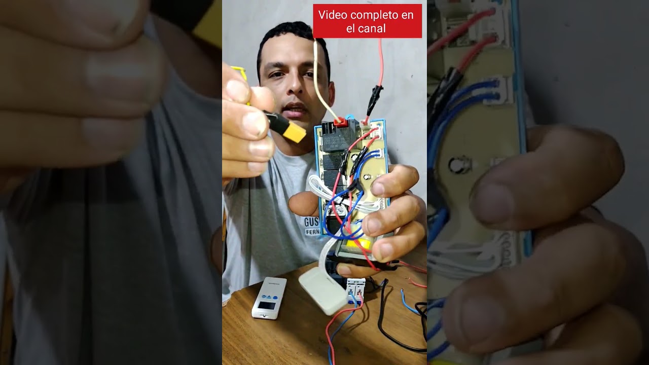 cómo conectar contactor térmica a una placa universal de aire acondicionado 