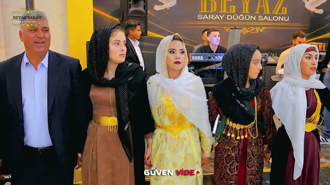 Fener Ailesi - K&uuml;bra & Mehmet Ali - Part 3 Beyaz Saray Foto g&uuml;ven