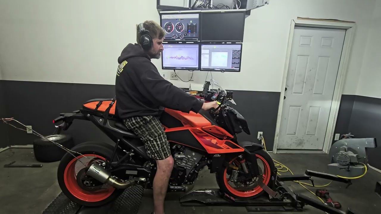 2024 KTM DUKE 990 Dyno run