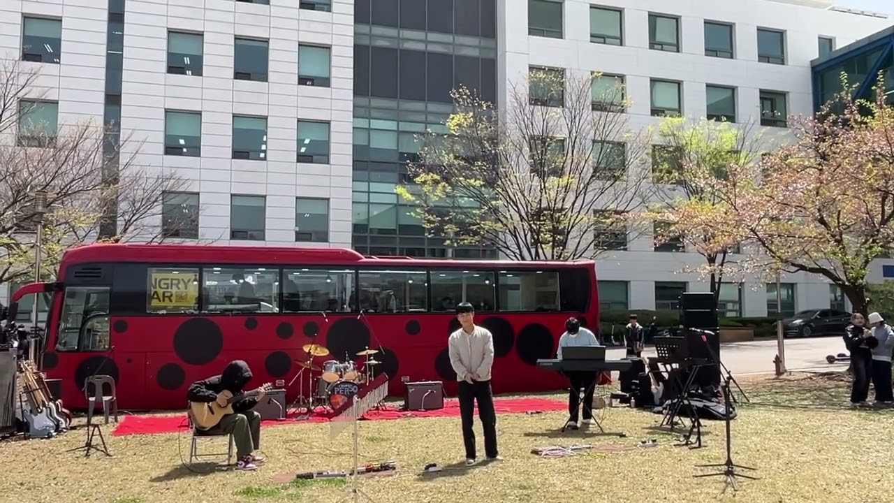 20230412 벚꽃축제 커피 한 잔 할래요 - 폴킴 cover