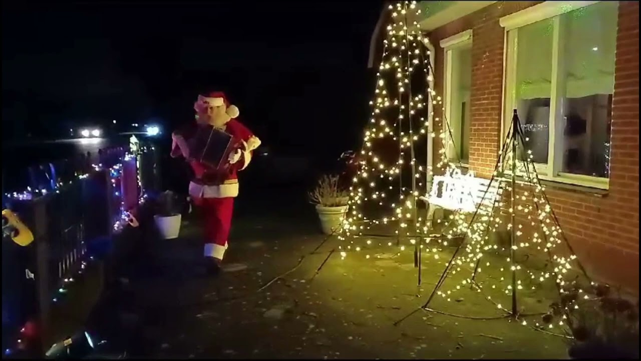 Kerstman komt langs met vrolijke muziek