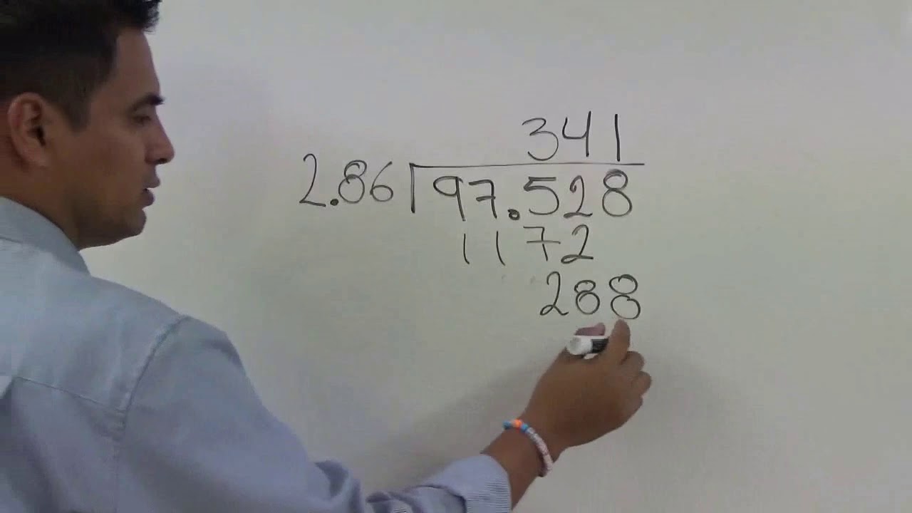 Divisiones con tres cifras en el divisor y punto decimal en el divisor y dividendo