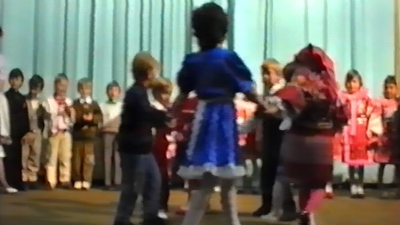 Oslava dňa matiek 1994 → Archívny videozáznam [Pohorelá, Slovensko]