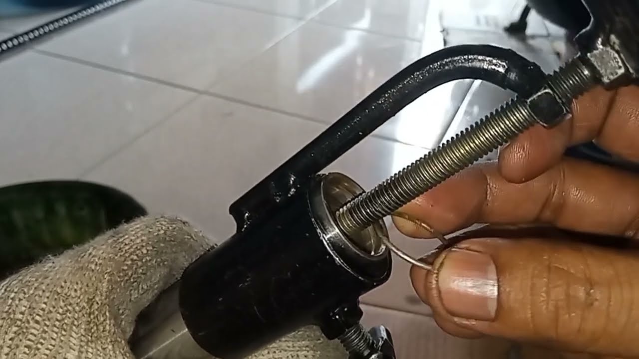 LANGKAH MUDAH BUKA BAUT( L)SHOCK DEPAN SCOOPY 2018