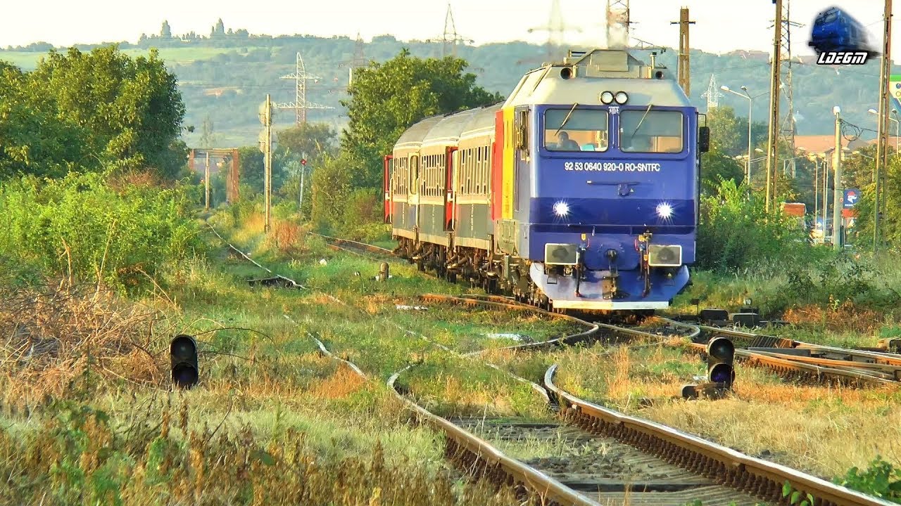 Jimmy Tricolor 64-0920-0 & R3118 Oradea-Timisoara Nord in Gara Oradea Vest Station - 10 August 2018
