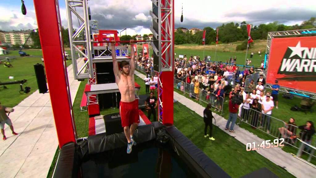Parkour-killen Oskar Örns semifinal