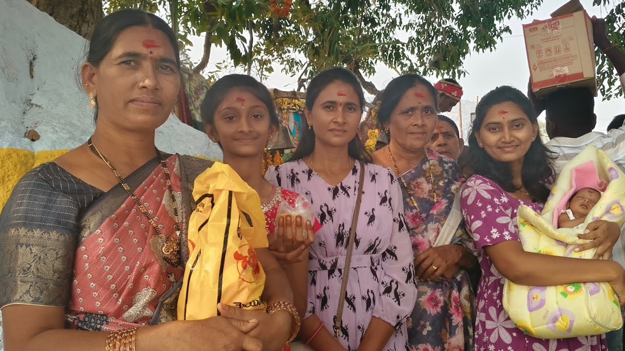 సమ్మక్క సారక్క మినీ జాతర కి వెళ్లినం 🧡🧿