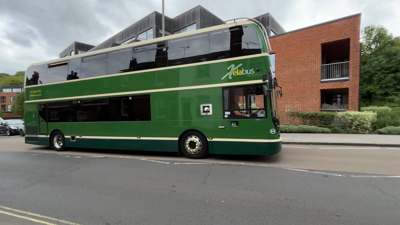 Alexander Dennis Enviro 400 MMC | GB72XEL | 571 | Xelabus | Route 22 | Winchester | 05/05/25