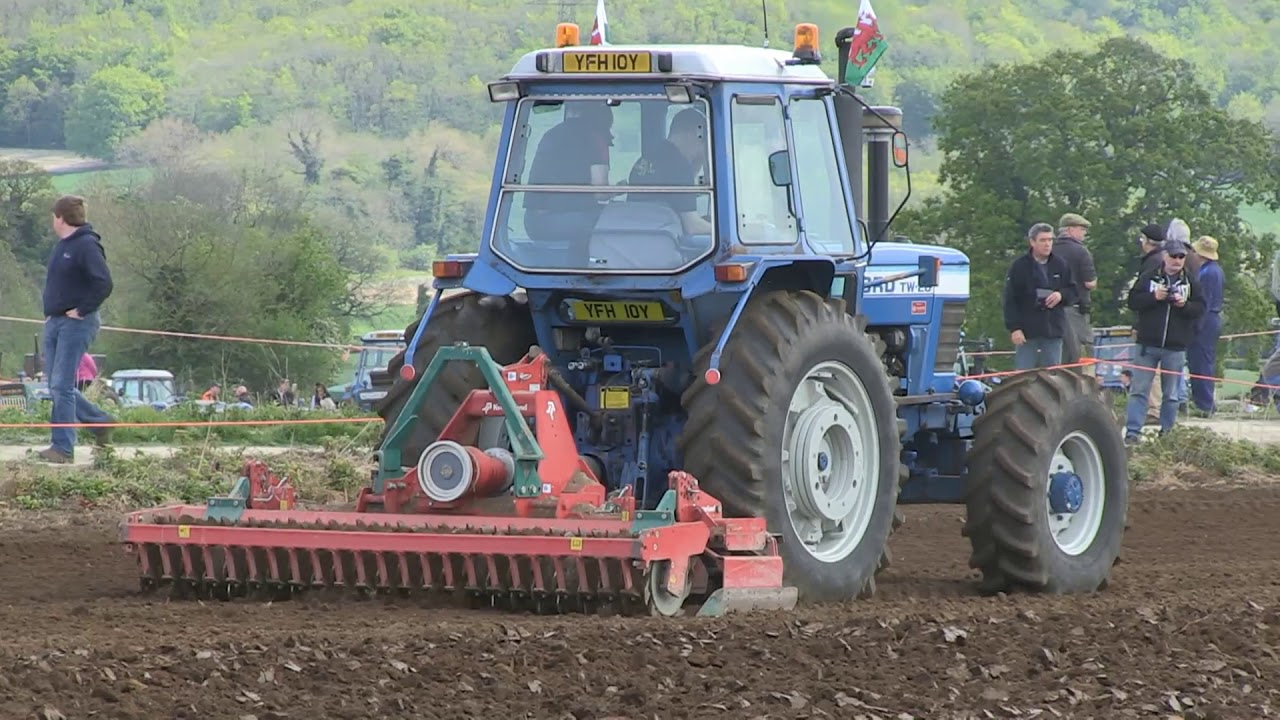 PART 2 OF 5 OF THE BIG FORD TRACTOR WORKING DAY 2019