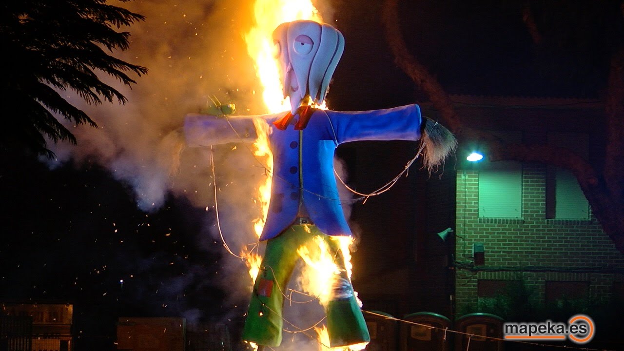 Espectacular PIROMUSICAL y QUEMA DEL RASPAJO. Fiestas de Las Torres de Cotillas 2016