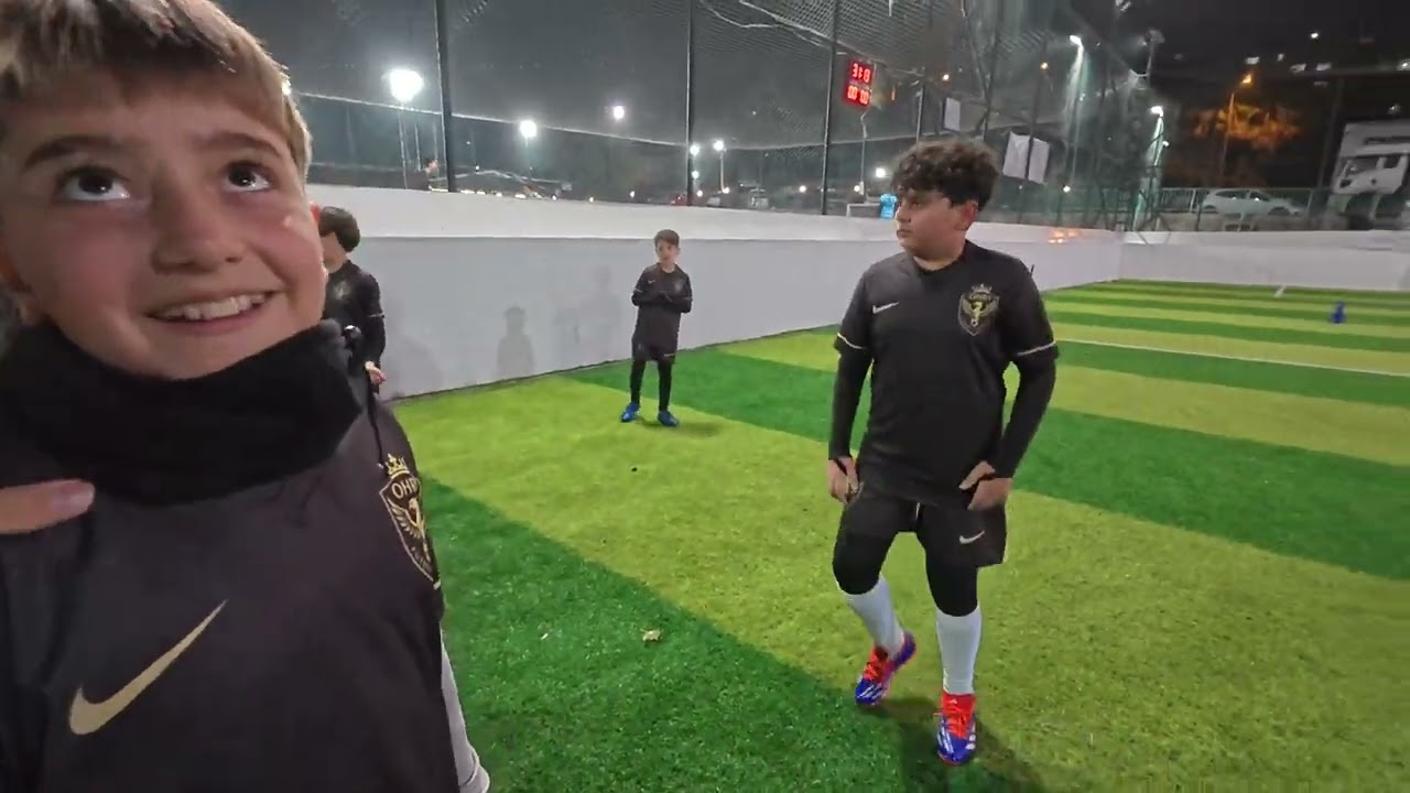 Ohri Futbol Akademi Antren&ouml;r G&ouml;z&uuml;nden Keyifli Bir Antrenman 😂⚽️