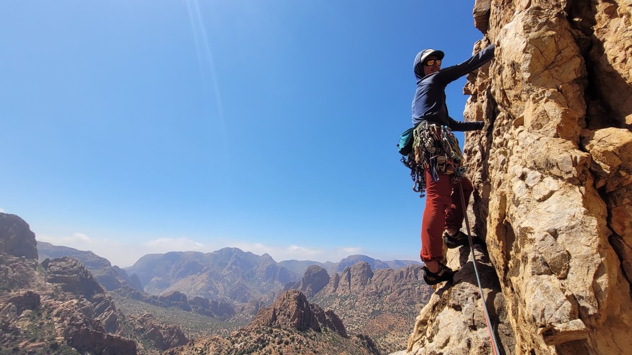 Adventure Trad Climbing Morocco | Tafraout | Anti-Atlas Mountains vlog
