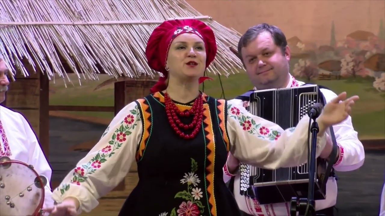 Народний аматорський фольклорно - етнографічний ансамбль "Веселка" Маслівського БК