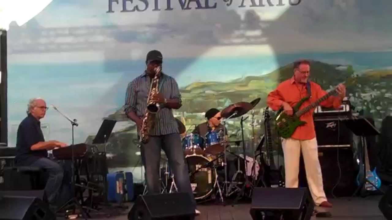 Brian Bromberg and Everette Harp at the Festival of Arts IV