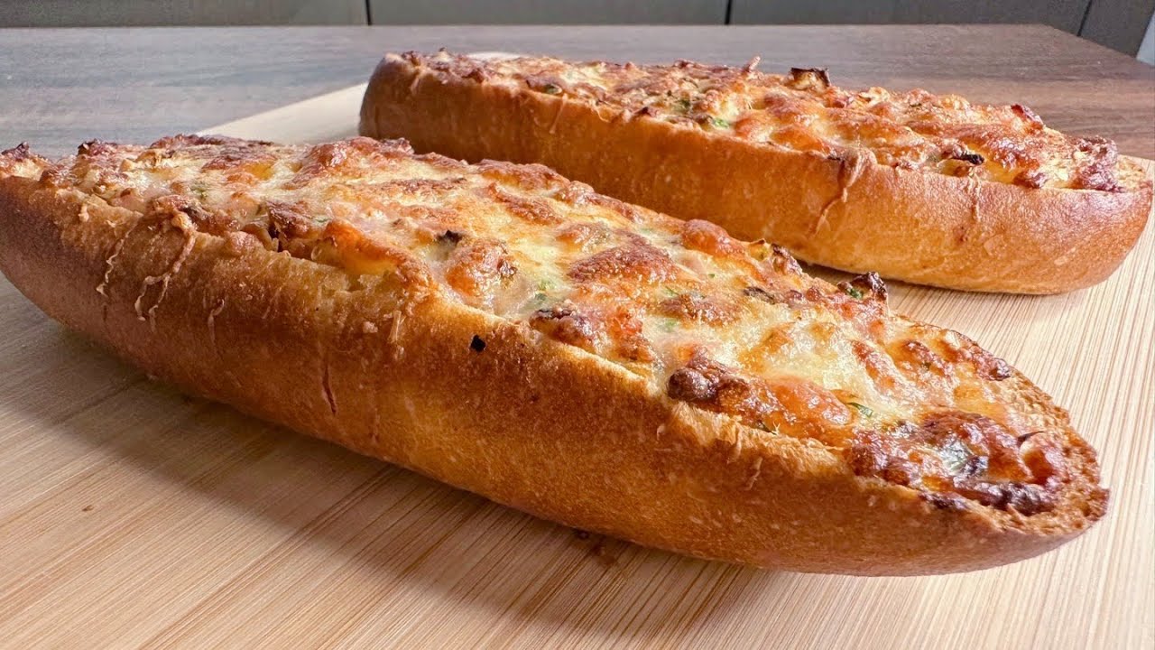Baked Egg Ham Cheese Toast - Simple & Delicious! #baked #egg #ham #cheese #toast #simplerecipe