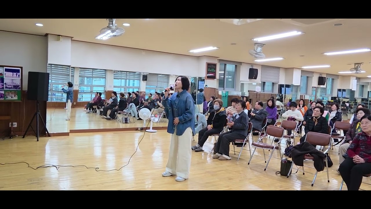 박숙희노래교실 ㅡ침산교실 (원곡.나훈아.다시는) ㅡ노래.문연실.26.2.27 