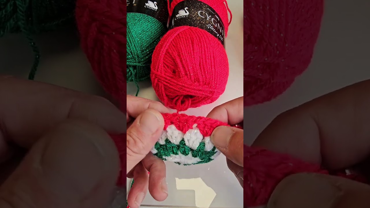 Crochet Bauble Easy Tutorial UK terms