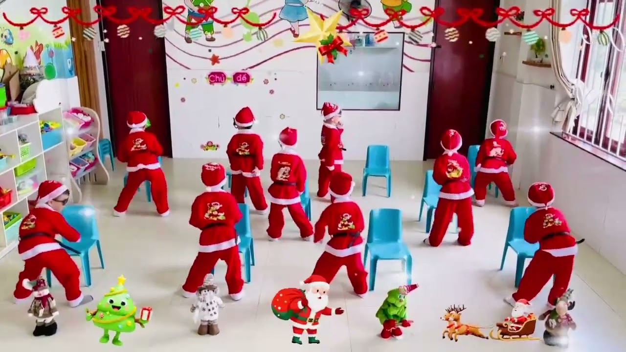 Đậu Đậu Minh Khang Noel 2025 với bạn bè Nhỡ 1 Tuổi Ngọc