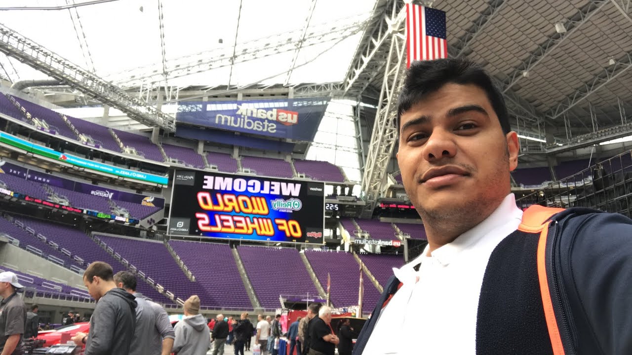 Vlog#122 World of Wheels MN | فلوق#١٢٢ السيارات القديمة منيسوتا