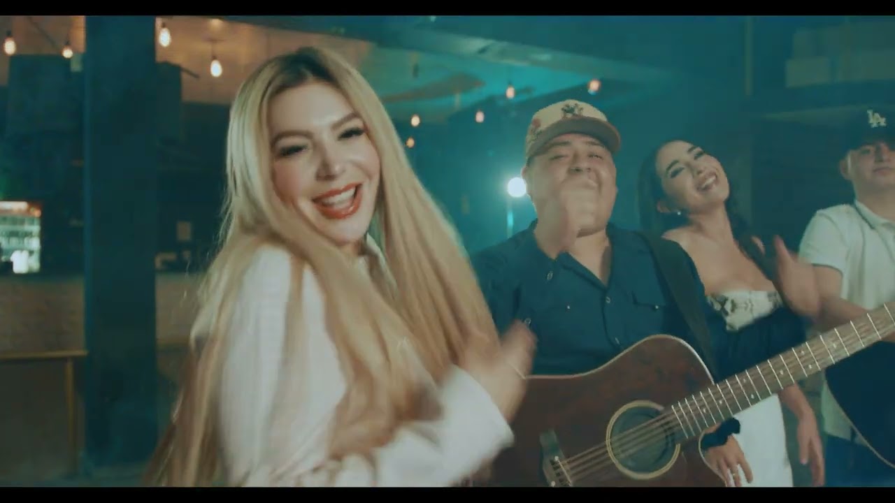 Popurrí báilame chiquitita - Los meros meros de la Sierra video oficial