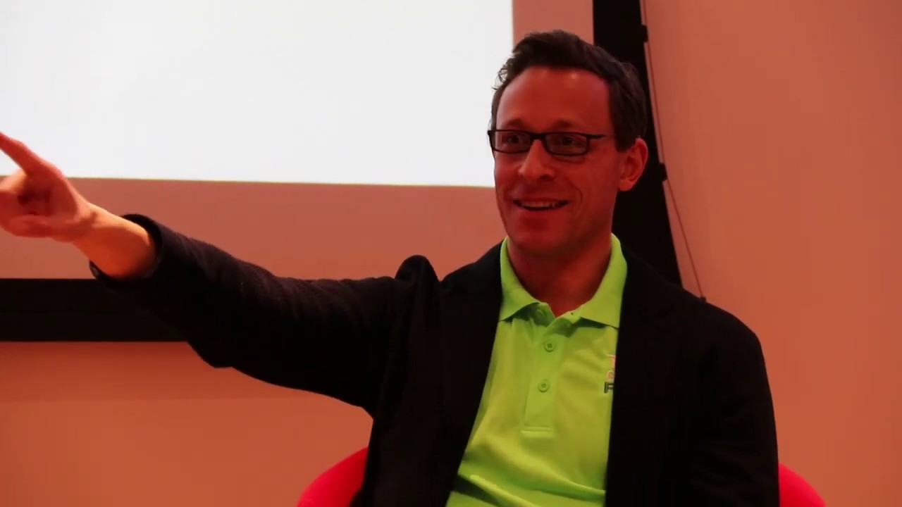 Marcel Muenster speaking @ Sorbonne University in Abu Dhabi (Part 2)