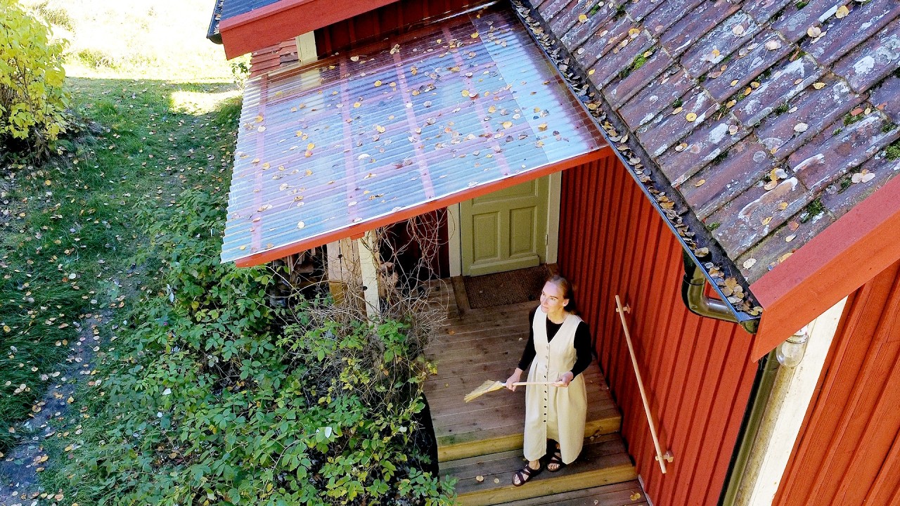 Why not add whimsy to a simple plastic roof? (Story 115)