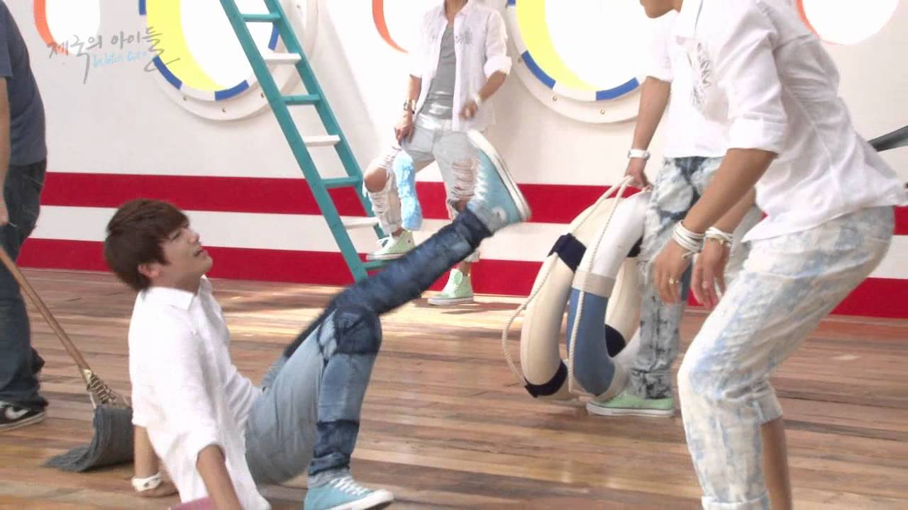 ZE:A[제국의아이들] Watch Out!! MV Behind - A.... Hyung sik