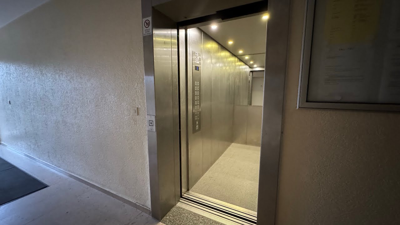 2019 Mod Tepper Aufzug in einem Wohnhochhaus In Griesheim