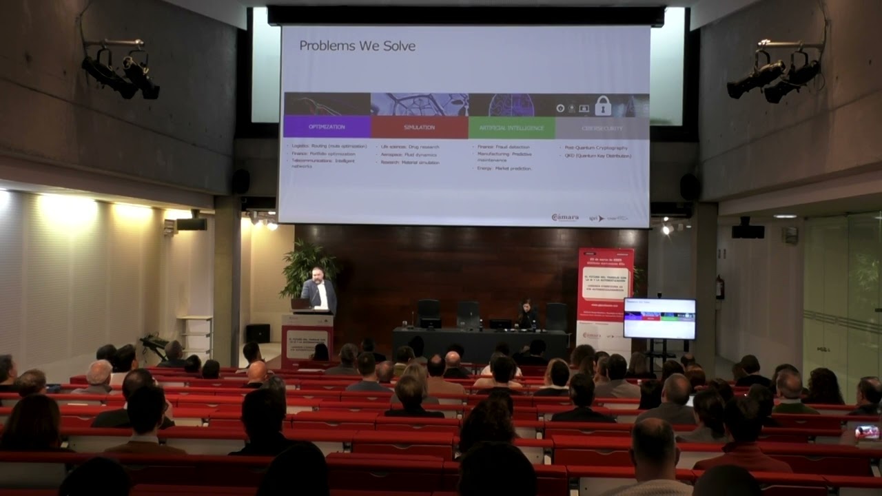 Rom&aacute;n Or&uacute;s,  Multiverse Computing - Mejorando procesos mediante IA inspirada en cu&aacute;ntica