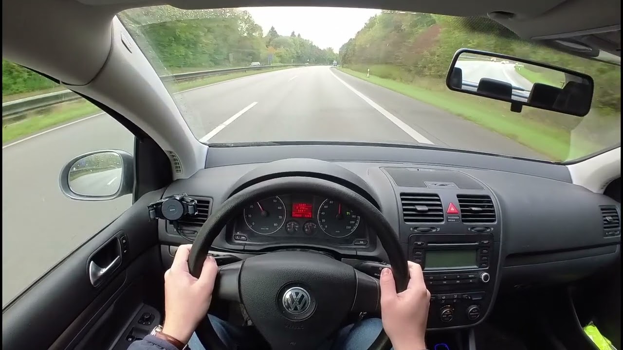 Chill Autobahn Drive in a VW Golf 5 | 75 HP | POV | SOAutomotive