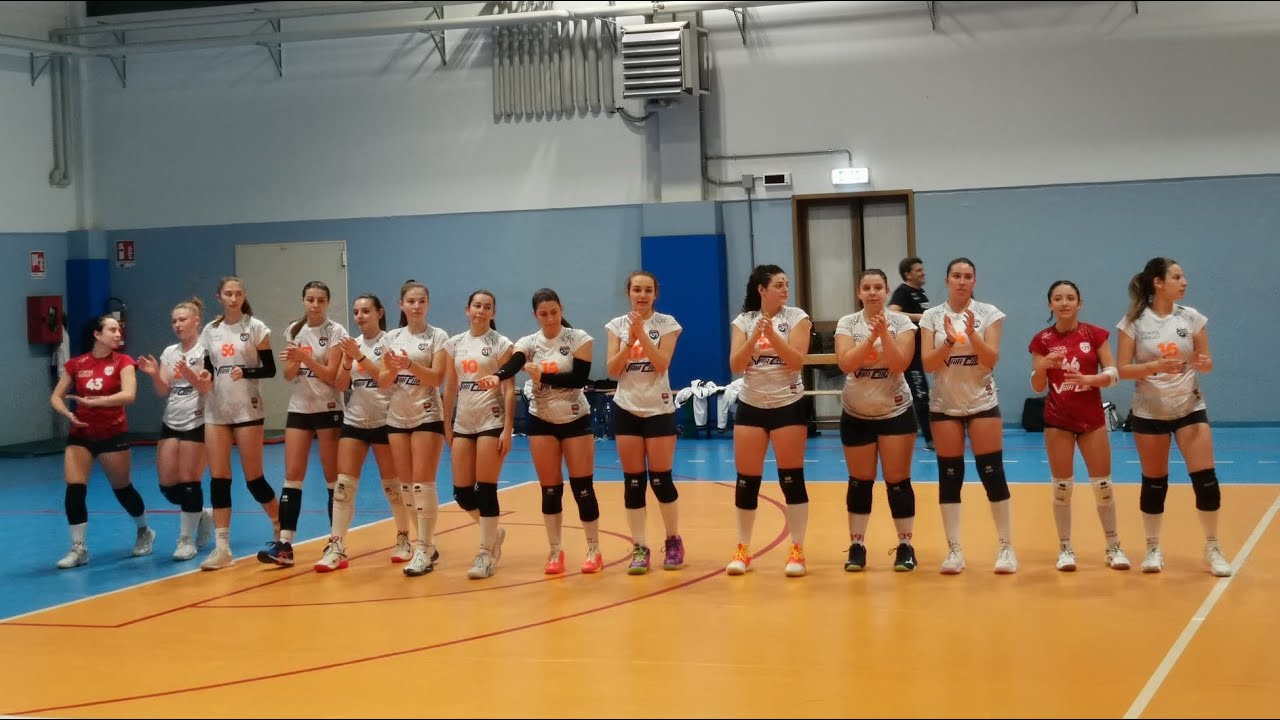 FIPAV 2^ DIVISIONE: NBA BATTERIE GAMBARA - VAIACAR PIU39PIUVOLLEY