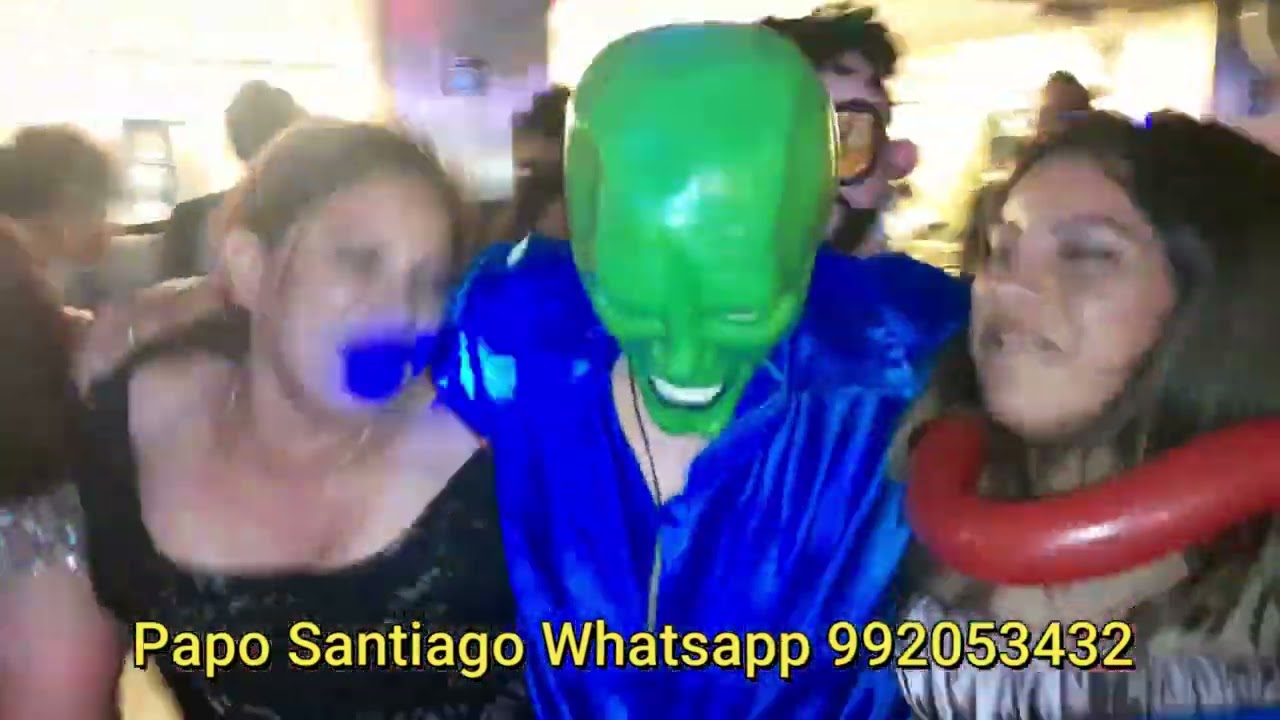 HORA LOCA EN LIMA CON  DADDY YANKEE,BAD BUNNY Y LA MASCARA