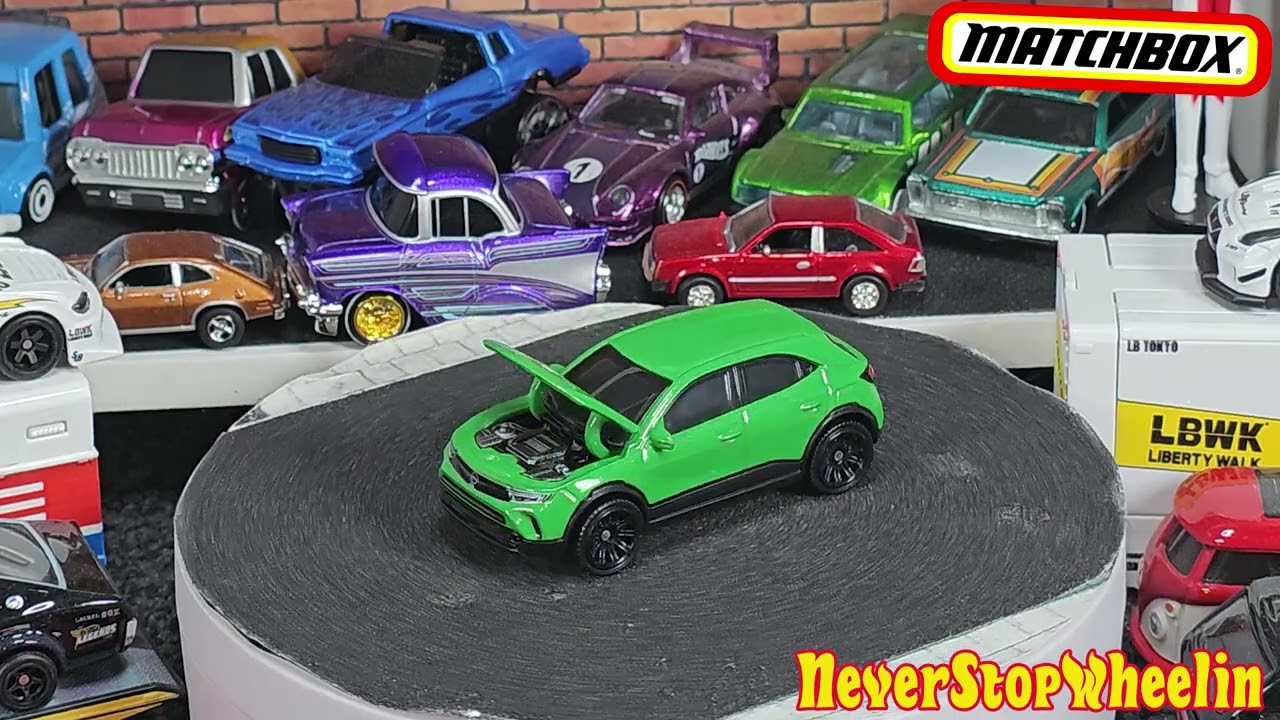 2022 Opel Mokka in Mamba Green 2024 Matchbox Moving Parts unboxing!