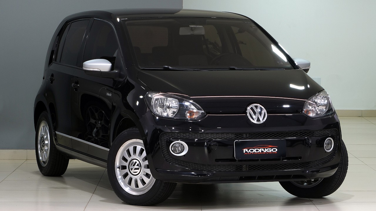 UP BLACK 1.0 2015 IMPECÁVEL à venda na Rodrigo - O MELHOR POPULAR POR MENOS DE 50 MIL! Completíssimo