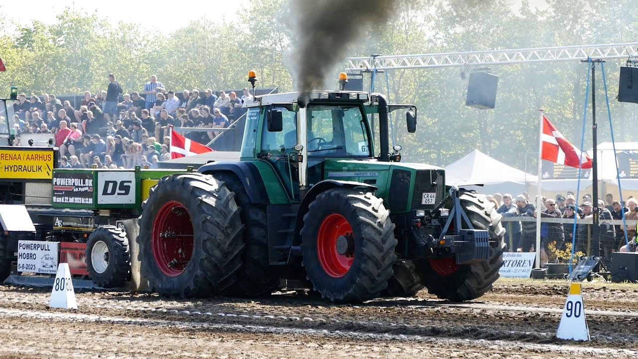 Different Tractors in front of the Sled at Allingåbro Motor Festival 2023 | Tractor Pulling