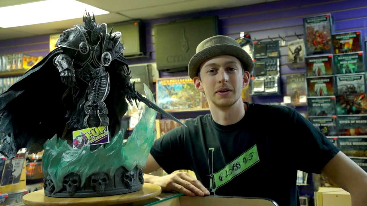 Unboxing the World of Warcraft Arthas Statue by Sideshow Collectibles