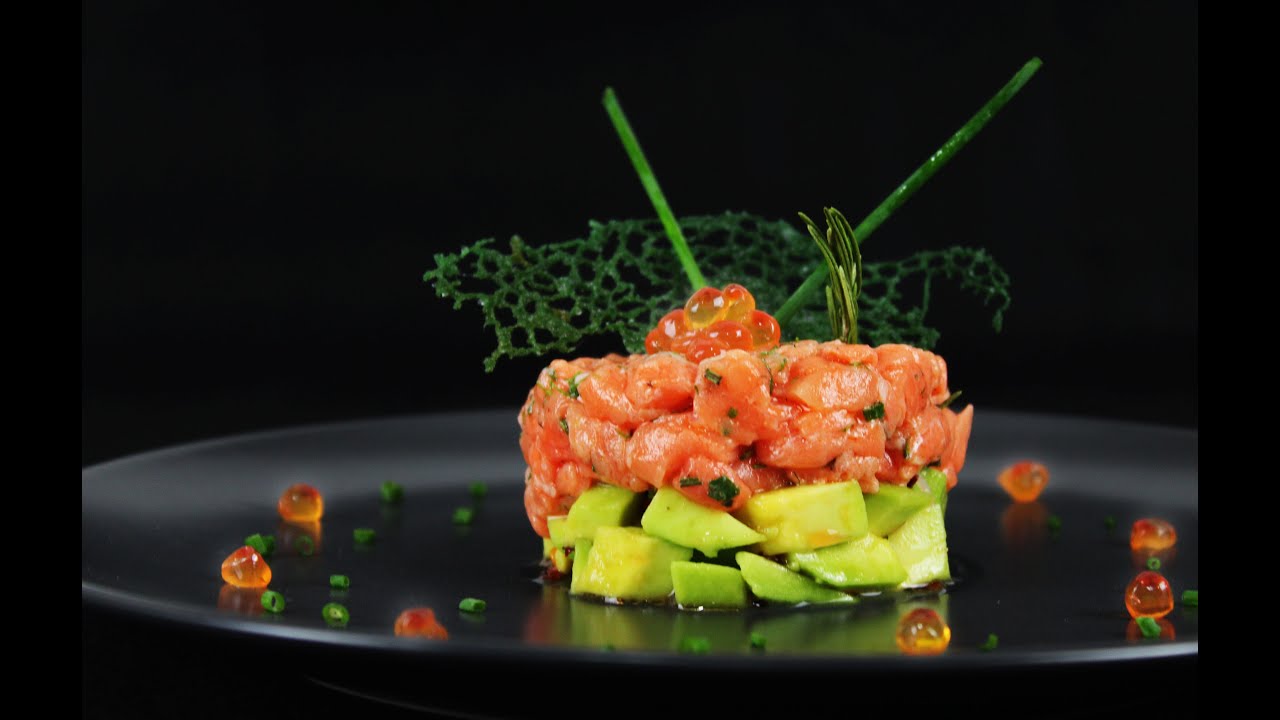 A classic salmon tartar with caviar & avocado/ سالمون تارتار