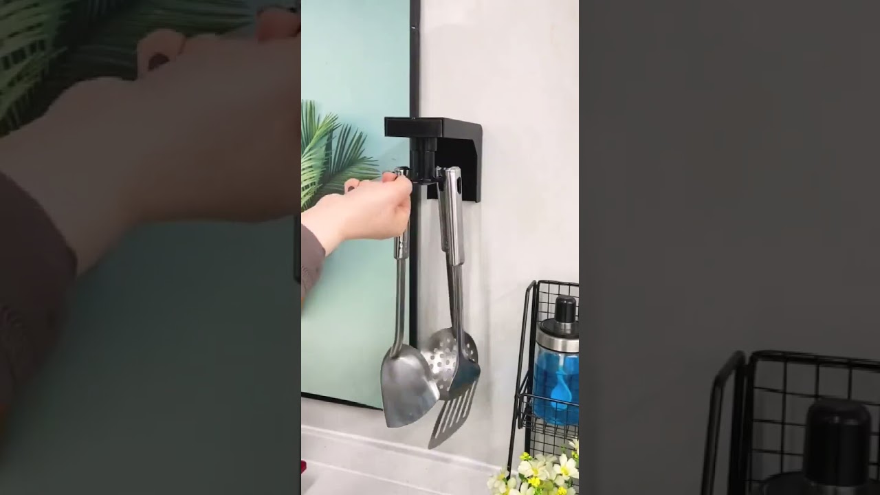 Retractable Kitchen 6 Hook Wall Hanger