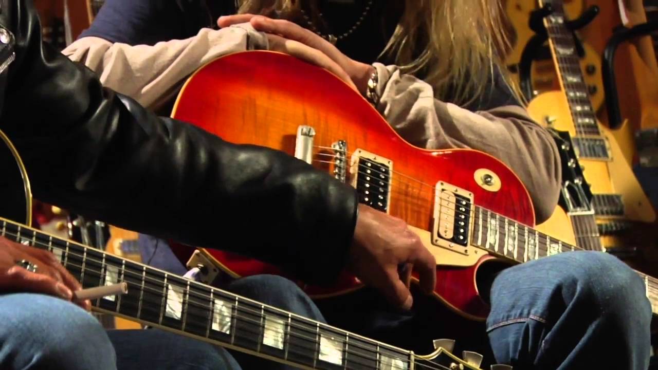 Slash w/ Jerry Cantrell for Turn It Up! 