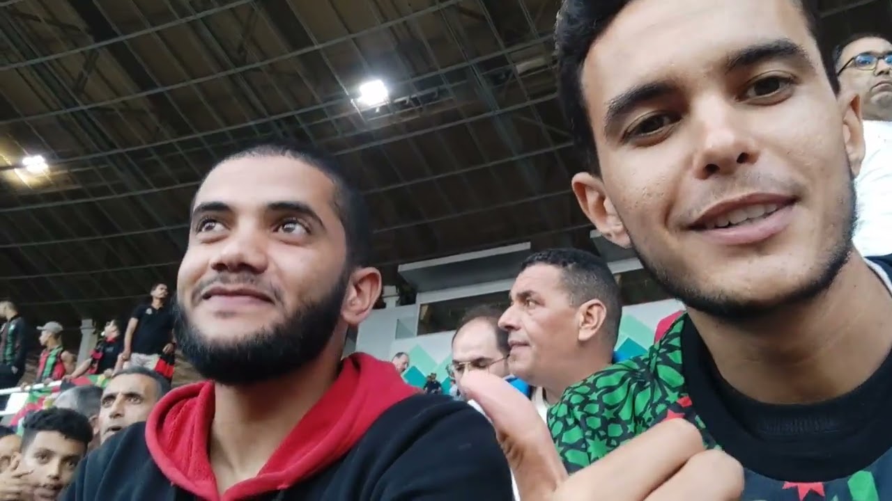 vlog 48: فرجة ممتعة مع الجيش الملكي ضد اتحاد العاصمة الجزائري فكانت النتيجة مهزلة لفريق الجيش💔🖤💚🏆🥹