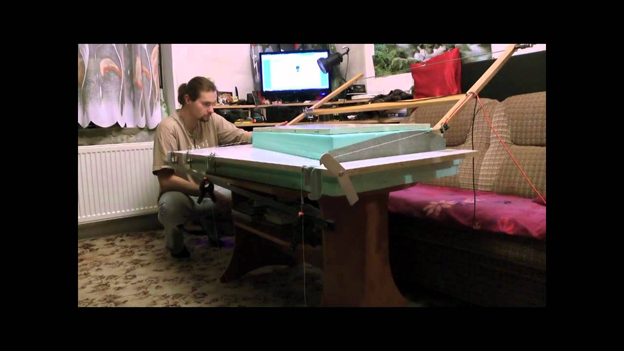 Automatická řezačka křídel z polystyrenu.avi