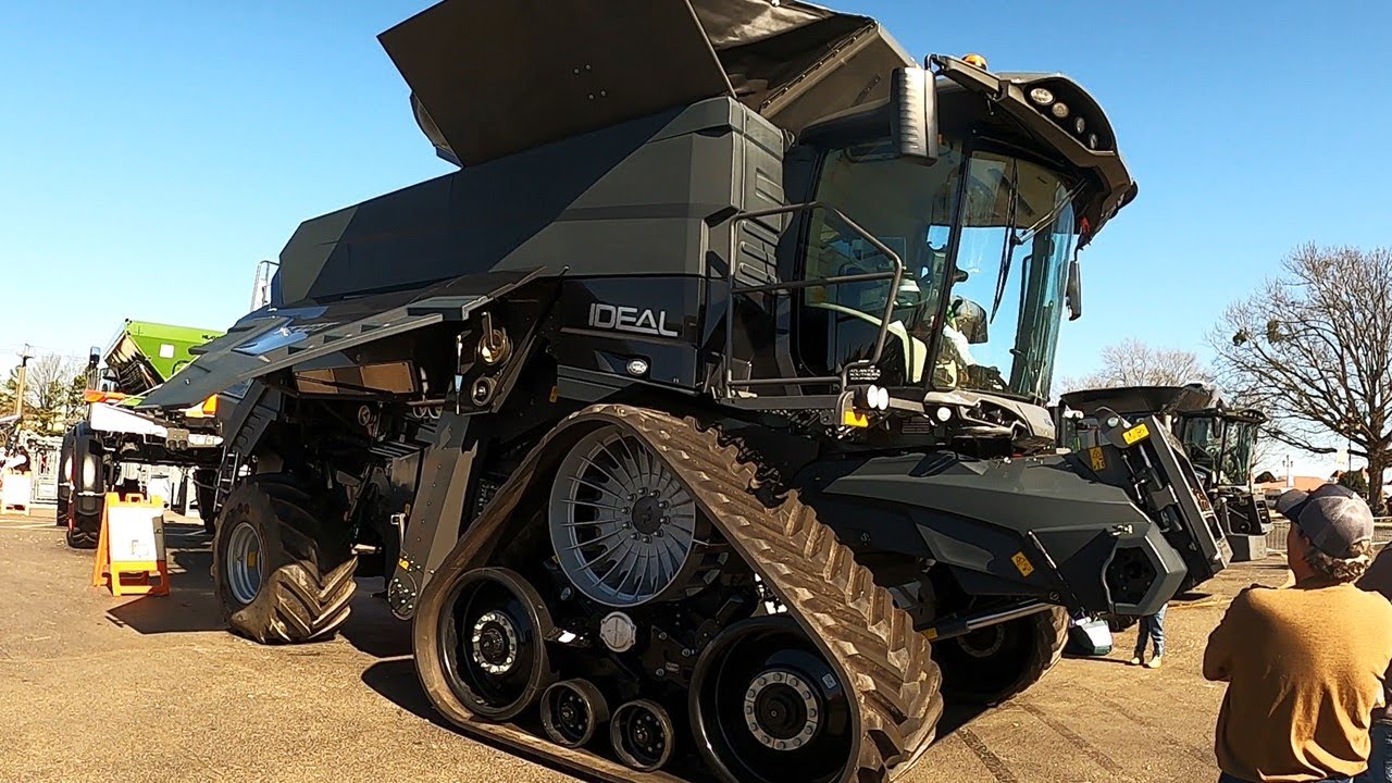 INCREDIBLE EQUIPMENT AT THE FARM SHOW! NEW MULCHING EXCAVATOR!