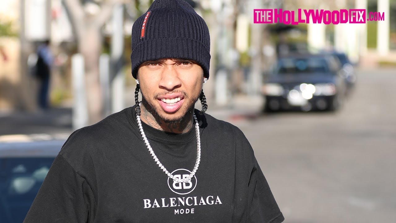 Tyga Fans Go Crazy When He's Spotted At Il Pastaio In His New Bugatti 1.26.18