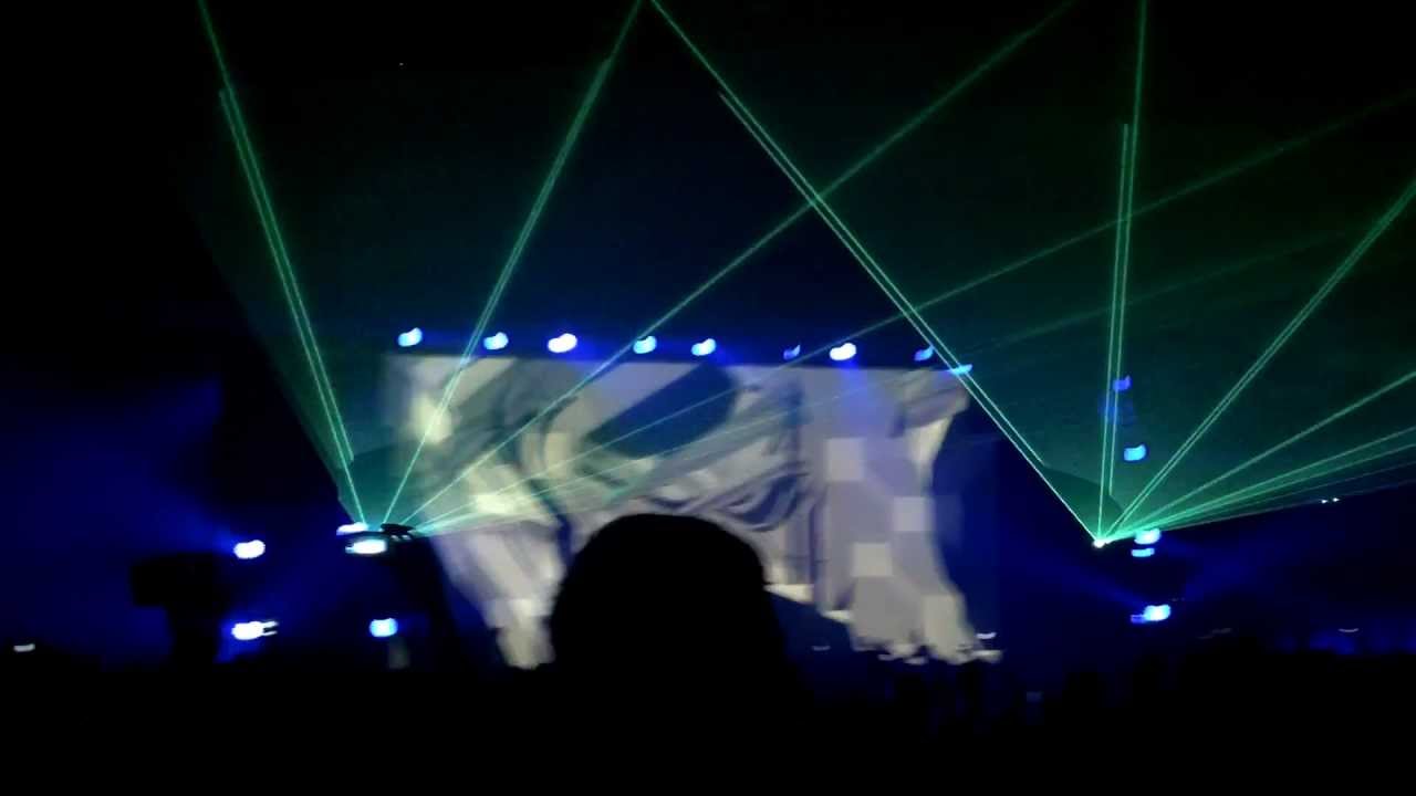 Skrillex 3/3 Live @ Zenith München 27.02.2012 [Full HD]