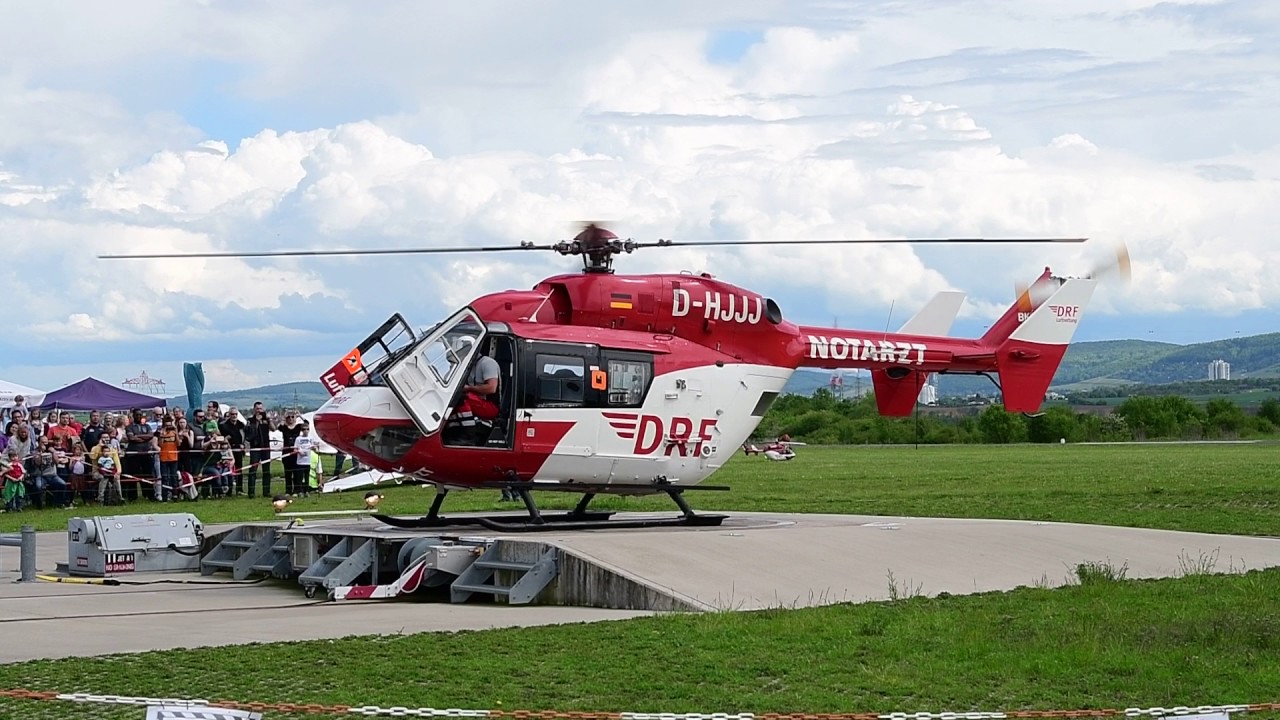 DRF Luftrettung - Start Christoph 51 - BK 117 - D-HJJJ - Flugplatz Pattonville / Kornwestheim