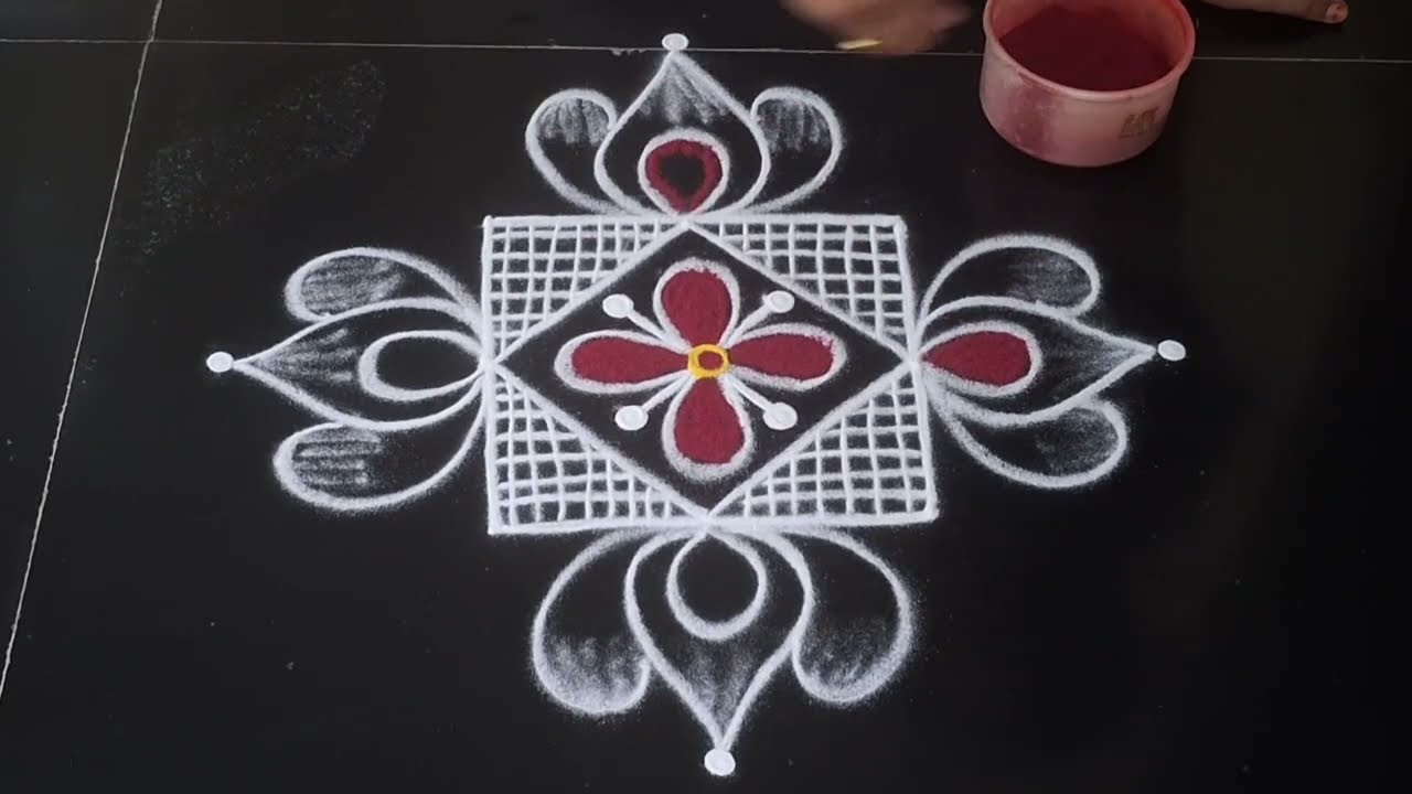 Friday special lotus kolam//side border rangoli design//simple rangoli//muggulu//simple kolam