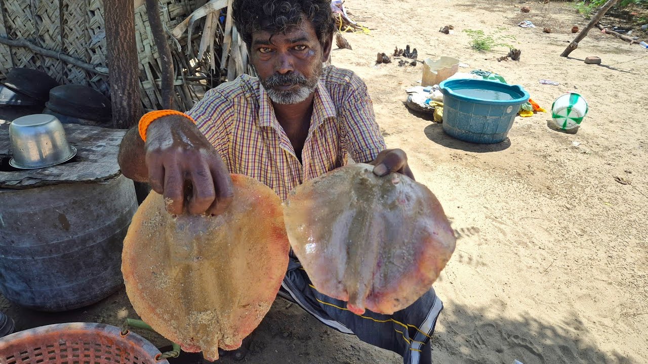 மழைக்கு இதமான நண்டு வறுவல் திருக்கை மீன் குழம்பு