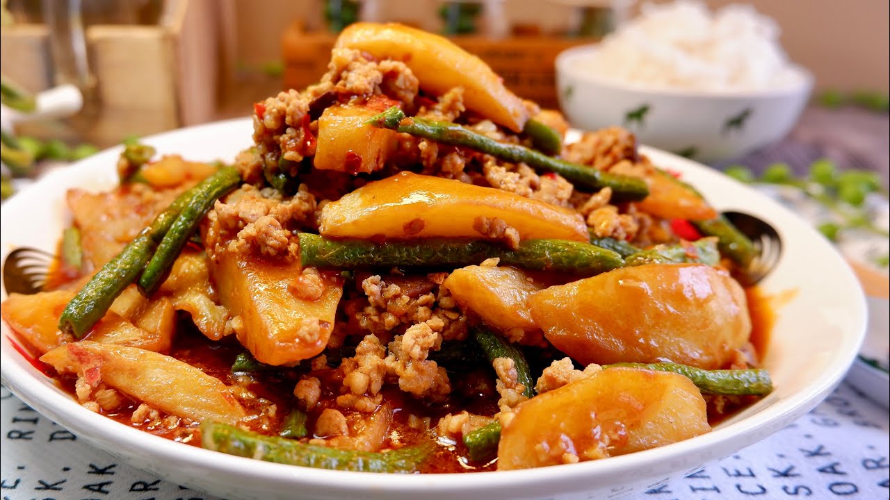 Жареный картофель и длинная фасоль. Обязательно попробуйте! Быстрый рецепт жареного китайского фа...